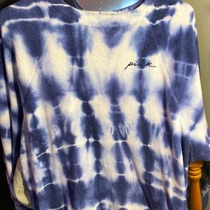 PINK long sleeve crew neck